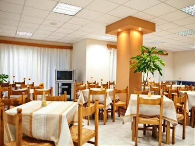 Hotel Venetia Perdika  Eksteriør billede
