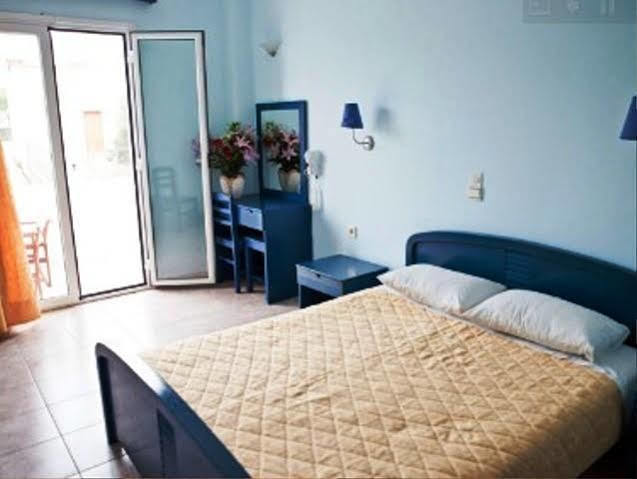 Hotel Venetia Perdika  Eksteriør billede
