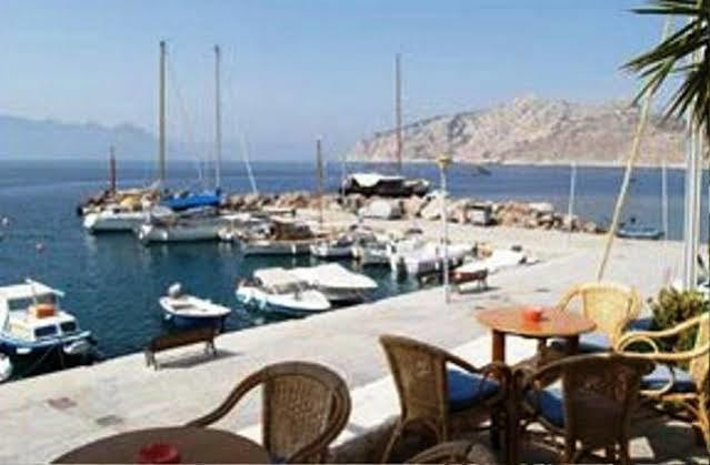 Hotel Venetia Perdika  Eksteriør billede